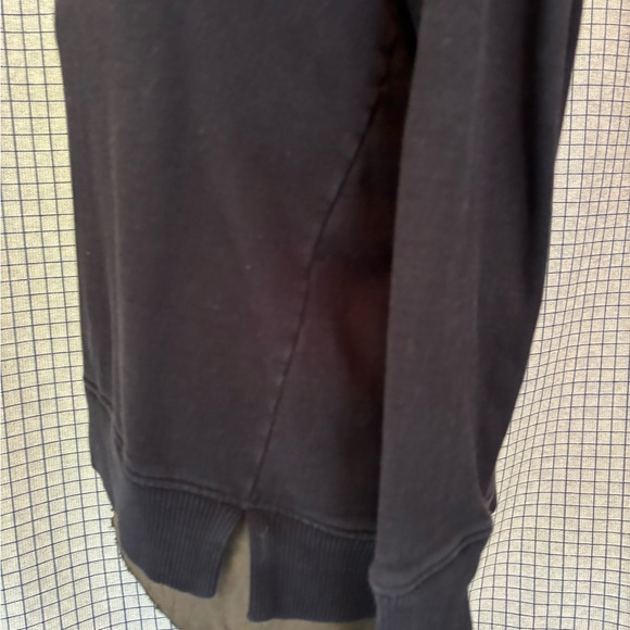 Black Rolled Collar Pull Over Cropped Sweatshirt By Athleta size M - Picture 5 of 8